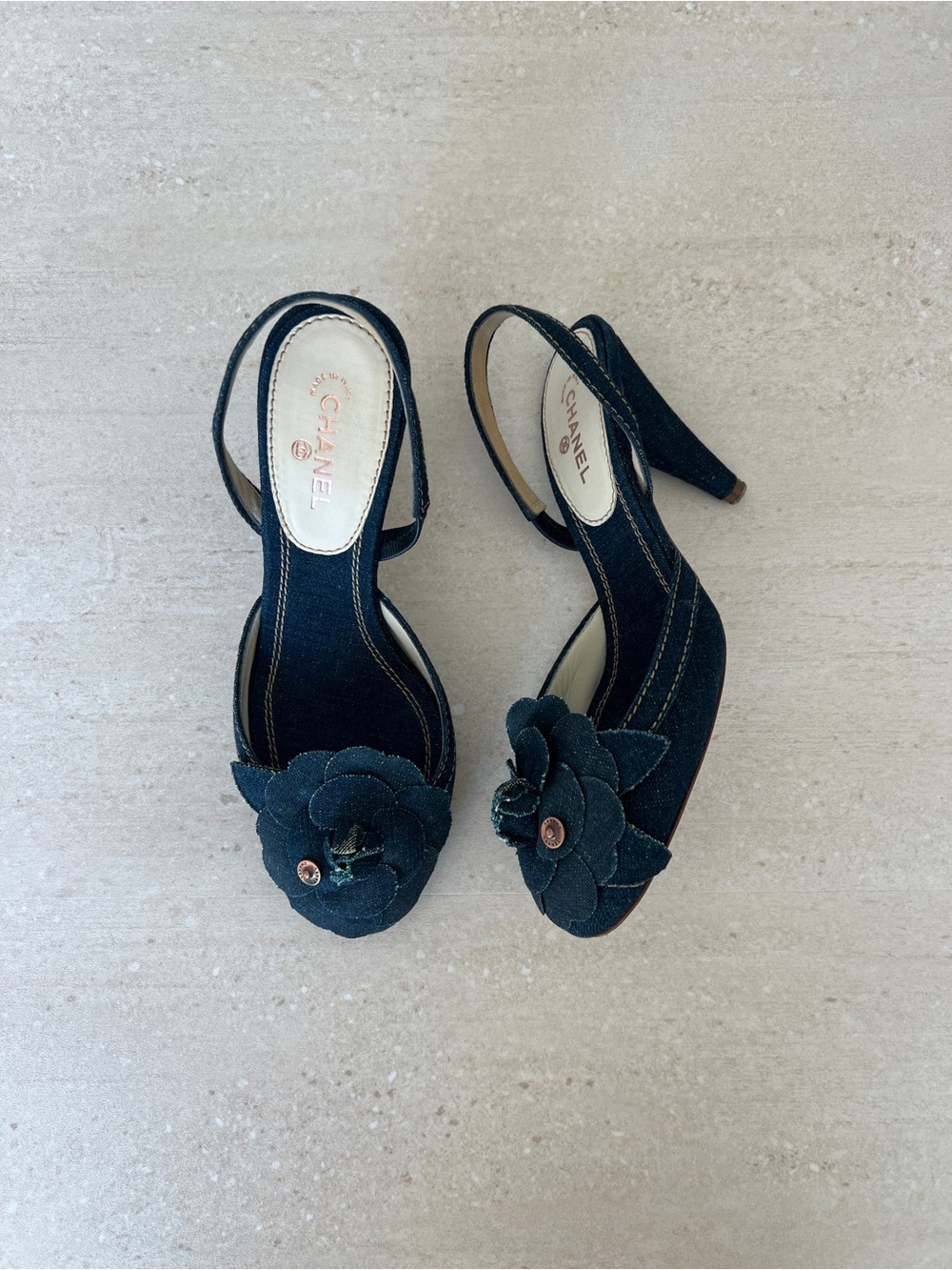 CHANEL Navy Denim Camellia Slingback Heels - Picture 2 of 9